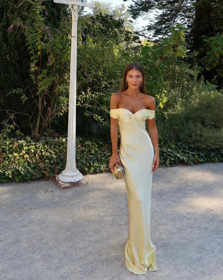 Sybil | Elegant Off-Shoulder Backless Maxi Dress