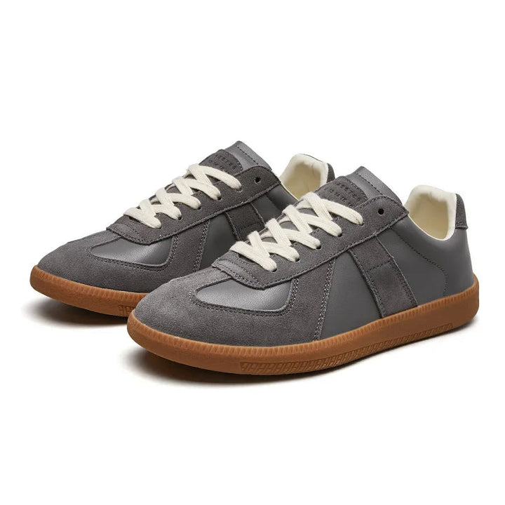 Brooks | Stylish Men's Brown Leather Lace-Up Sneakers With Gum Sole