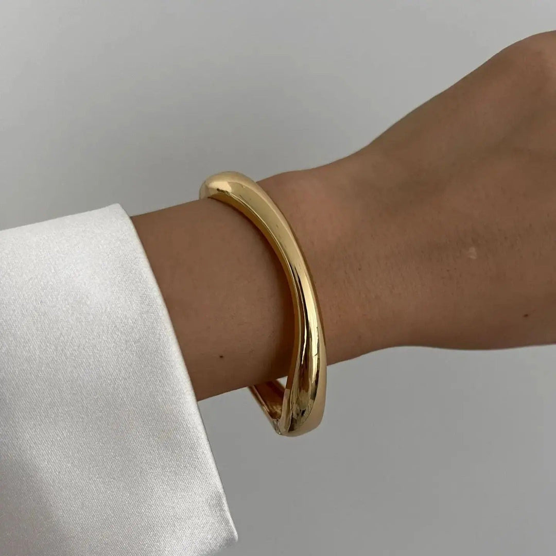 Elyse | Elegant Sculptural Open Cuff Bracelet