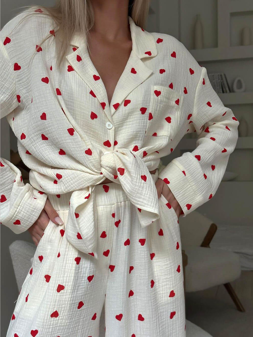 Elyse | Chic Heart Print V-Neck Long Sleeve Pyjama Set