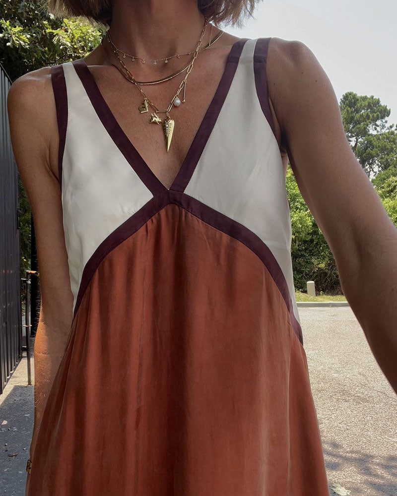Memphis | Chic V-Neck Colorblock Maxi Dress