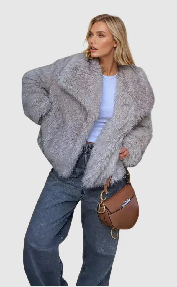 Paige | Chic Oversized Faux Fur Coat - Luxurious Winter Warmth
