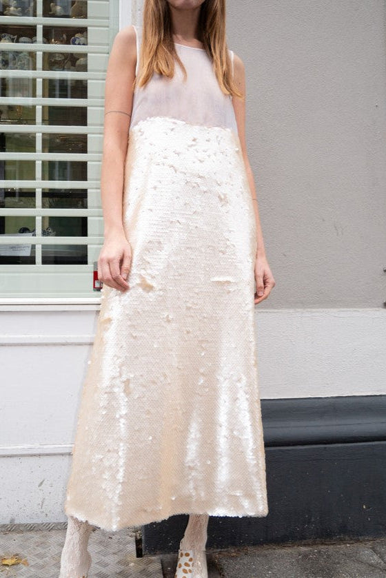 Lilah | Elegant Sequin Sleeveless Midi Dress
