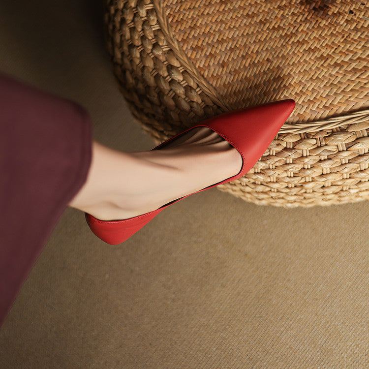 Vienna | Elegant Pointed Toe Kitten Heel Pumps