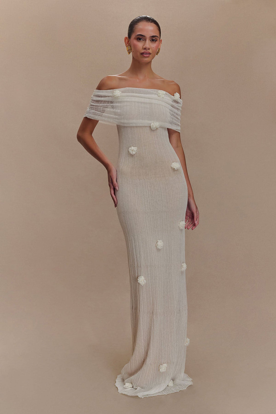 Cordelia | Elegant Off-Shoulder Knit Maxi Dress With Floral Details