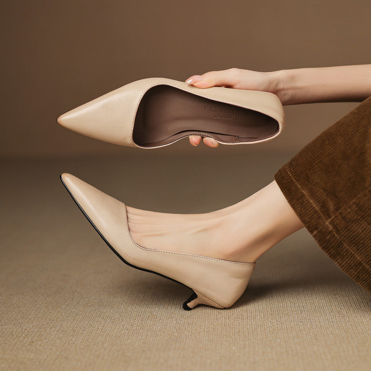 Vienna | Elegant Pointed Toe Kitten Heel Pumps