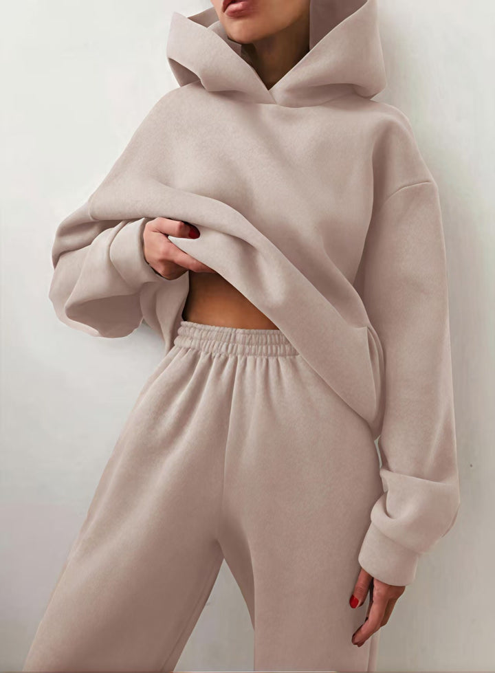 Carmen | Chic Cropped Hoodie Jogger Set Women