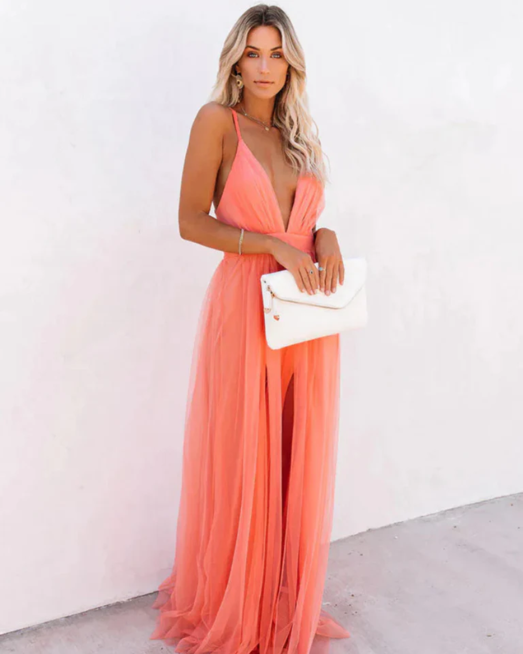 Elise | Elegant Halter V-Neck Tulle Maxi Dress