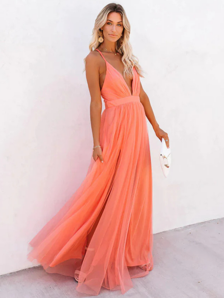Elise | Elegant Halter V-Neck Tulle Maxi Dress