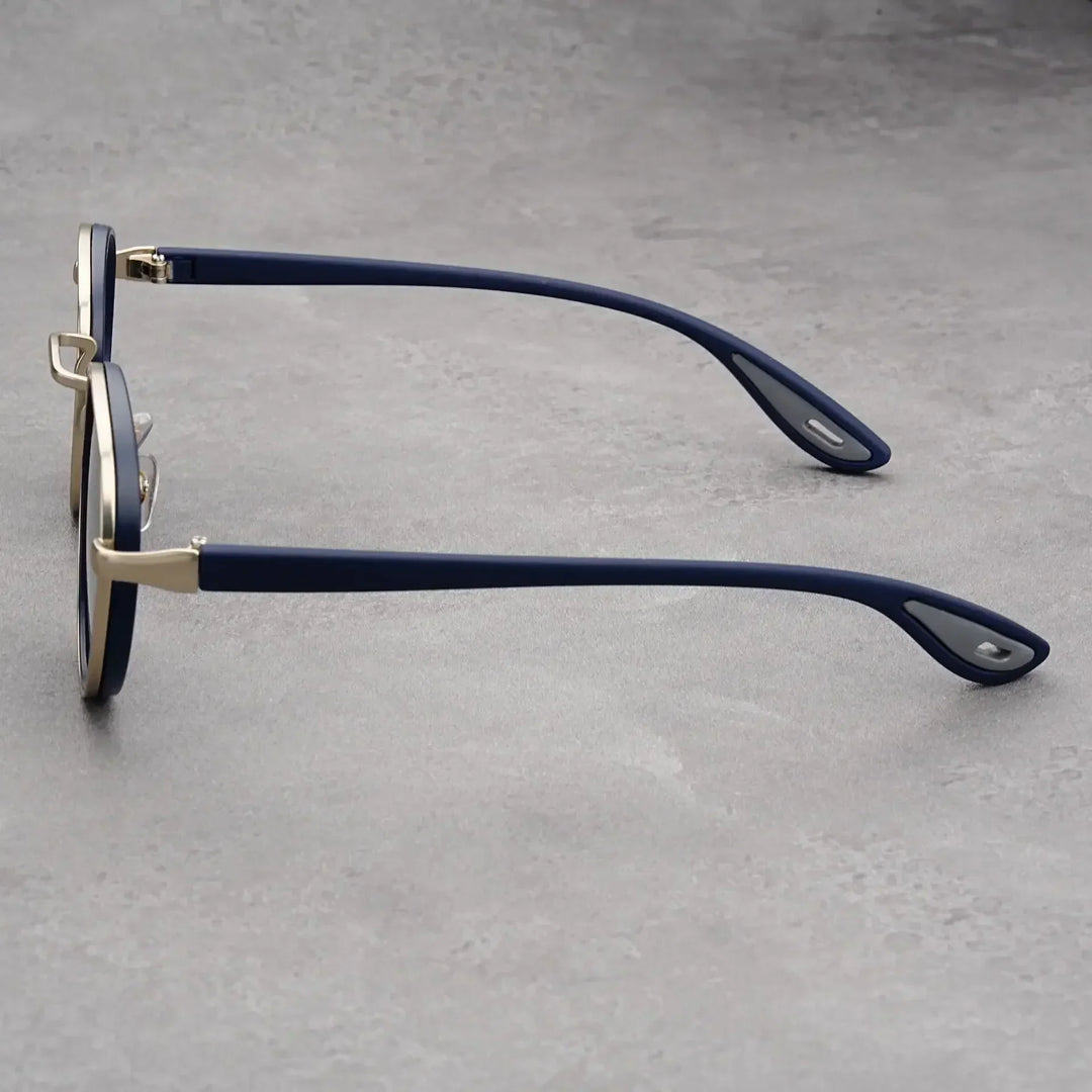 Carson | Sleek Round Retro Sunglasses With Gold Frame
