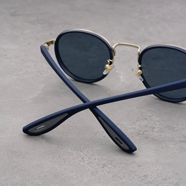 Carson | Sleek Round Retro Sunglasses With Gold Frame