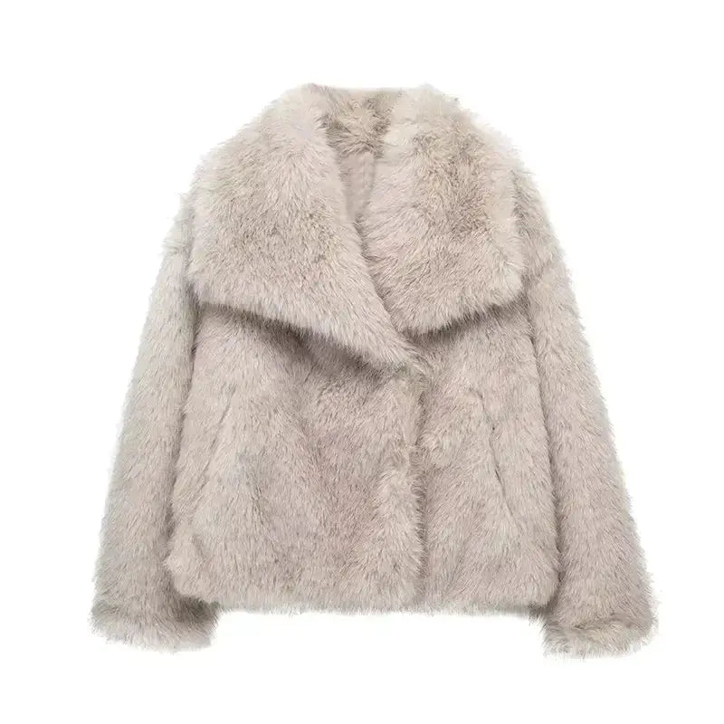 Paige | Chic Oversized Faux Fur Coat - Luxurious Winter Warmth