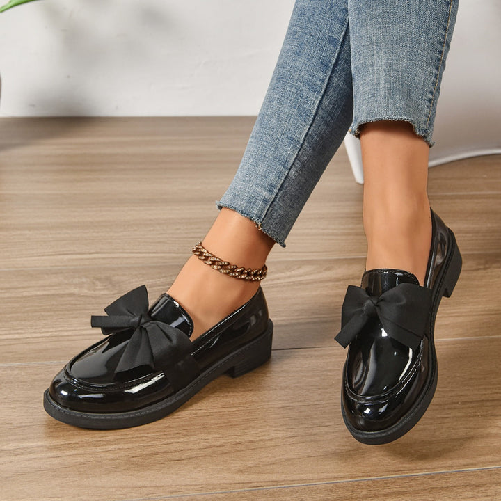 Harlow | Elegant Patent Leather Bow Loafers With Platform Sole