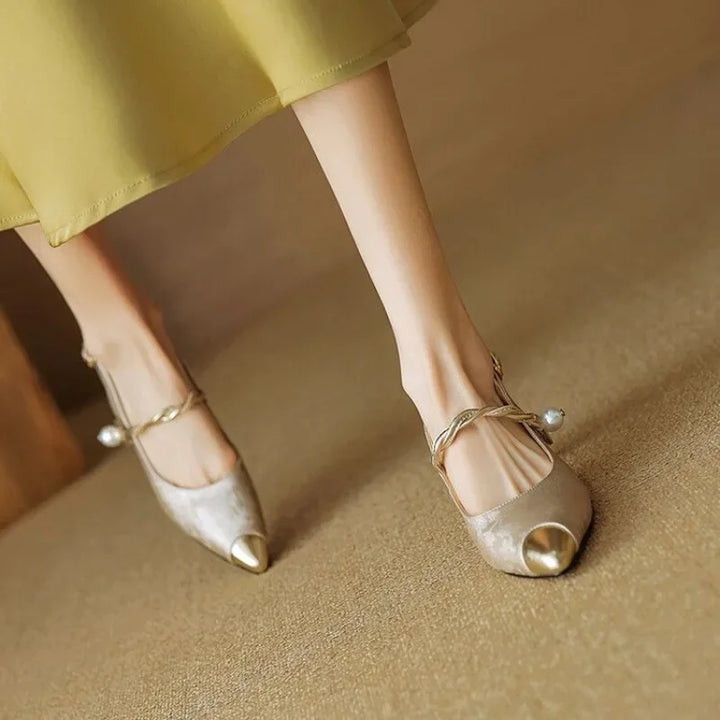 Savana | Elegant Pearl Accent Pointed Toe Kitten Heels