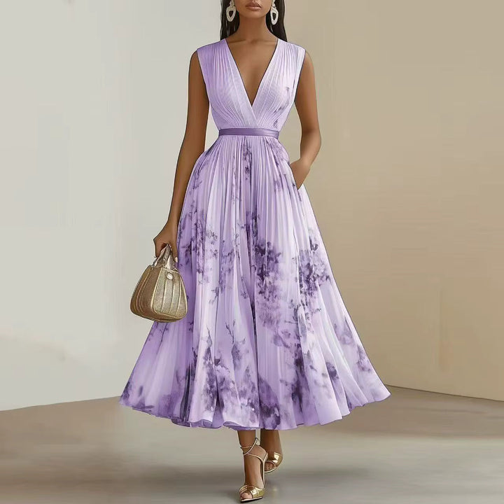 Bellamy | Elegant V-Neck Pleated Floral Maxi Dress