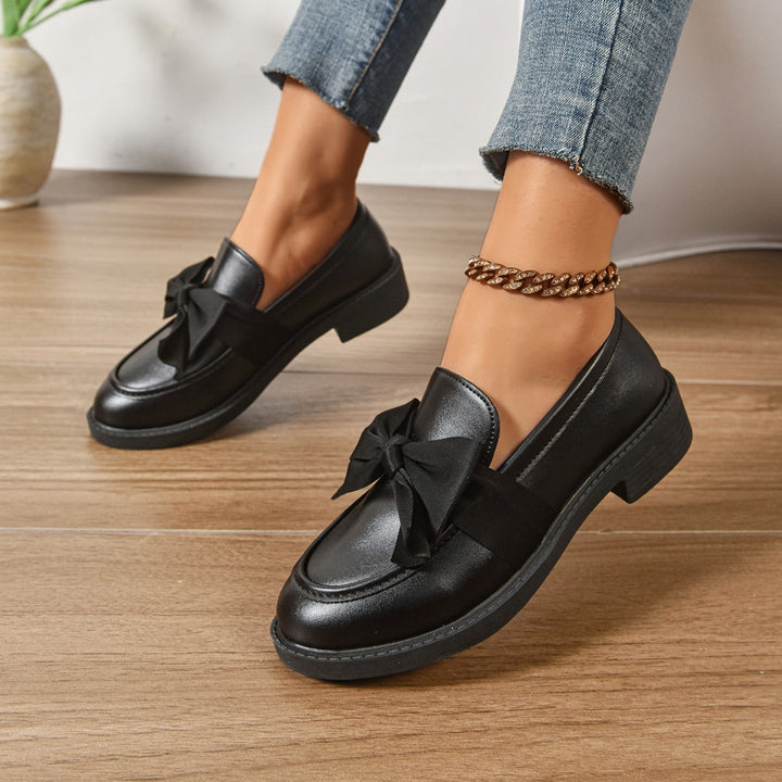 Harlow | Elegant Patent Leather Bow Loafers With Platform Sole