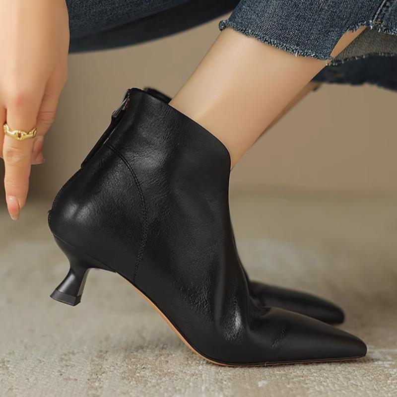 Vanguard | Elegant Pointed Toe Kitten Heel Boots