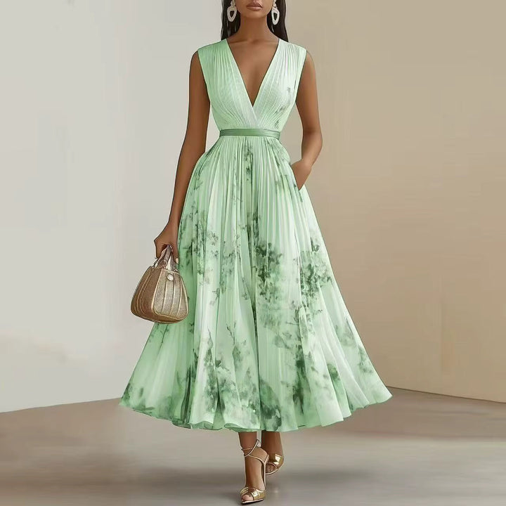 Bellamy | Elegant V-Neck Pleated Floral Maxi Dress