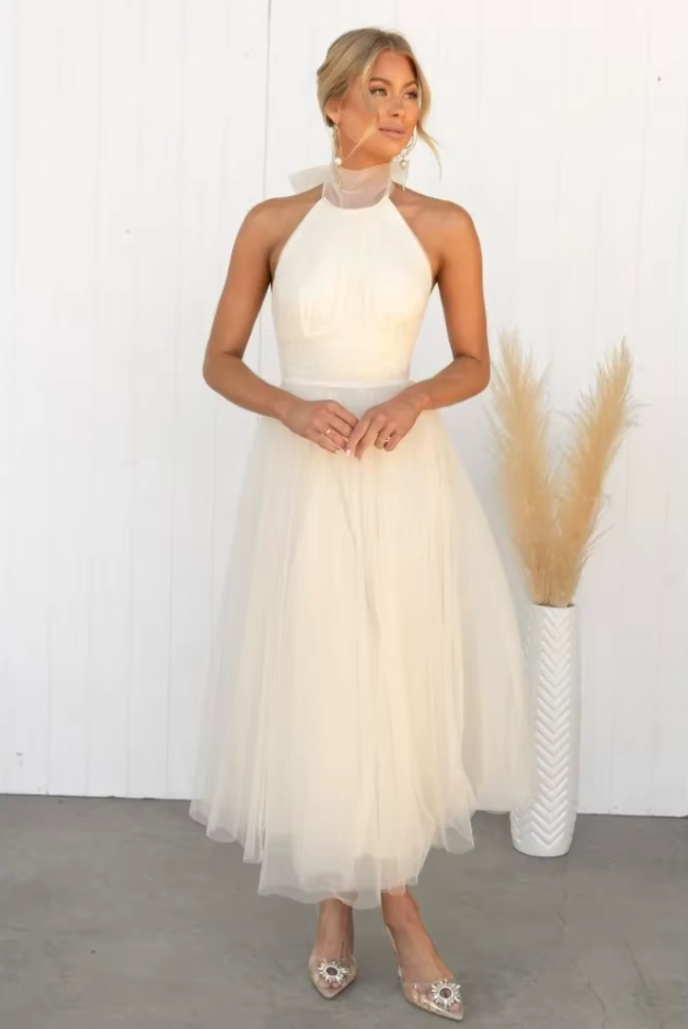 Beatrice | Elegant Halter Tulle Maxi Dress