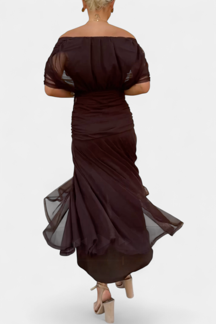 Ophelia | Elegant Off-Shoulder Ruched Midi Dress