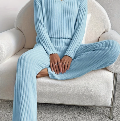 Thea | Chic Ribbed V-Neck Loungewear Set With Long Sleeves