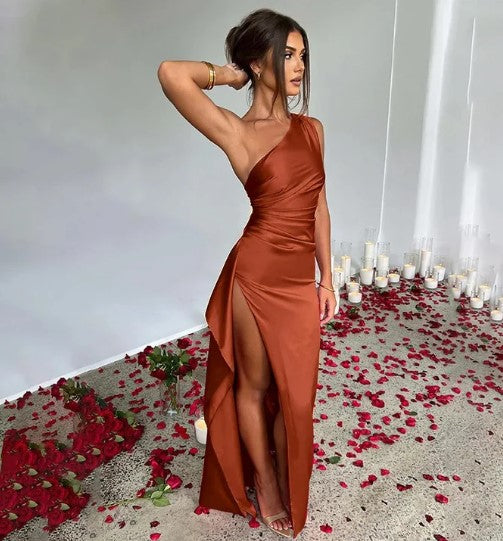 Evy | Elegant One Shoulder Ruched Maxi Dress With Thigh Slit