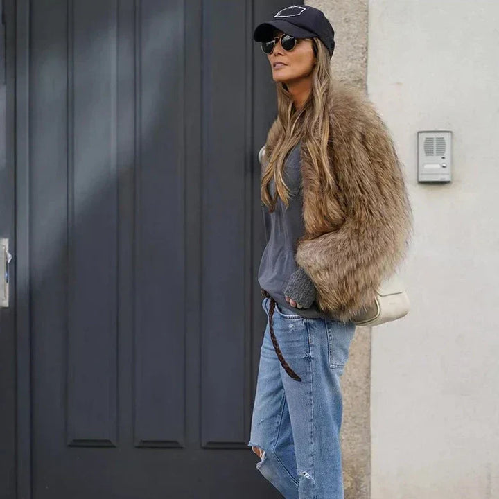 Phoebe | Chic Faux Fur Hooded Jacket With Oversized Silhouette