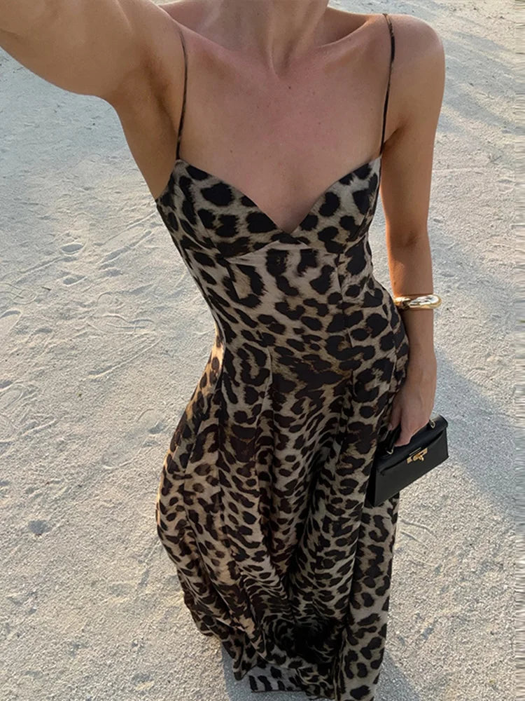 Riley | Elegant Leopard Print Sweetheart Maxi Dress