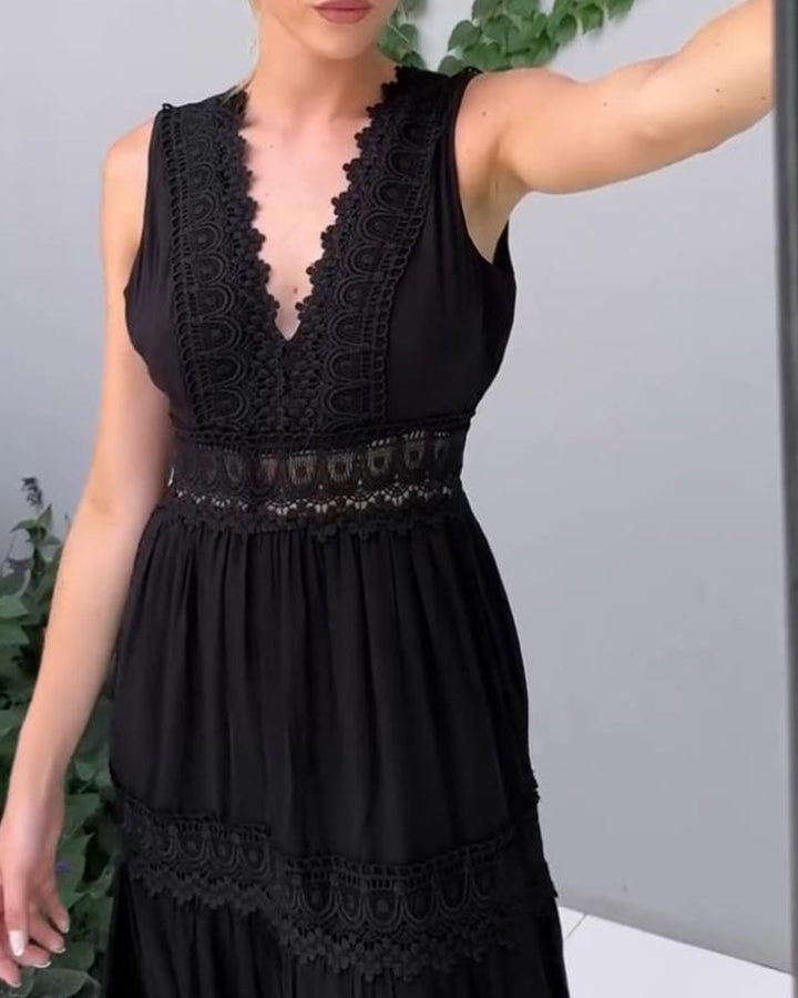 Bianca | Elegant V-Neck Lace Tiered Midi Dress
