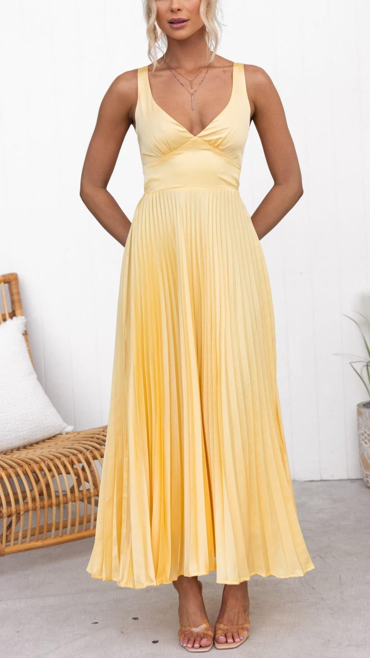 Cherry | Elegant V-Neck Pleated Maxi Dress