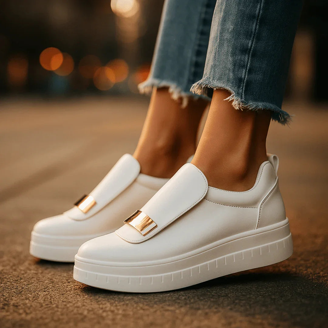 Leah | Elegant White Platform Loafers With Gold Accent Detail