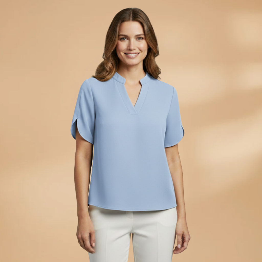 Women's Lightweight Blouse with Soft Fabric and Elegant Fit