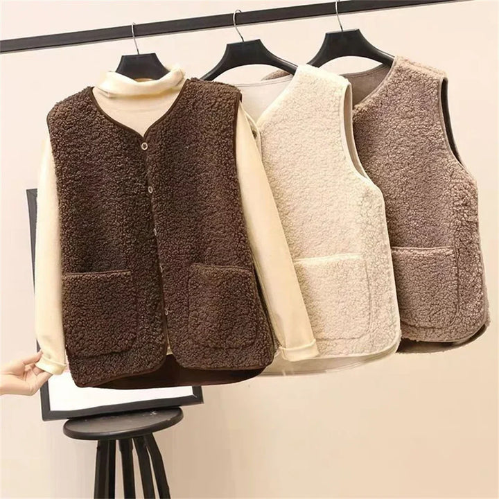 Corinne | Stylish Button-Front Sherpa Vest Women - Sleeveless