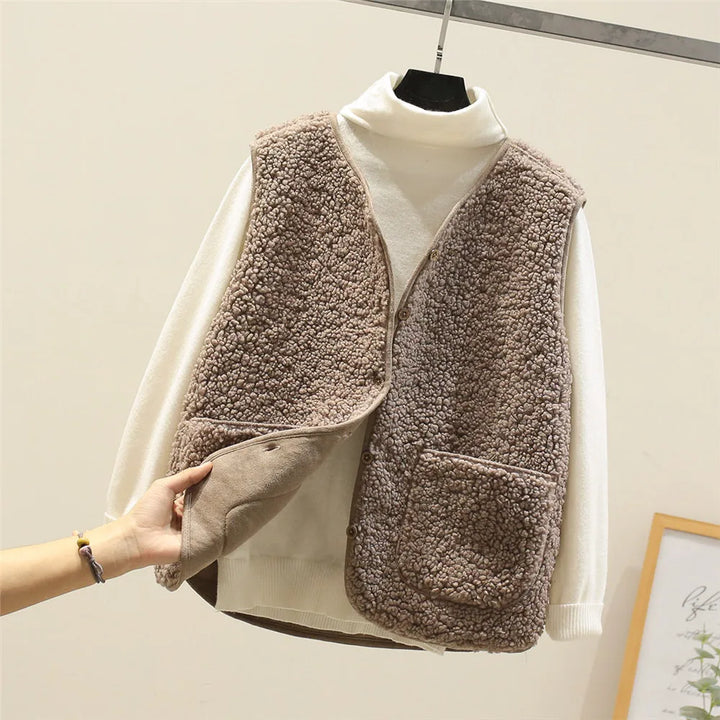 Corinne | Stylish Button-Front Sherpa Vest Women - Sleeveless