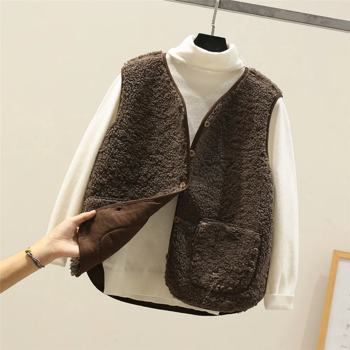 Corinne | Stylish Button-Front Sherpa Vest Women - Sleeveless