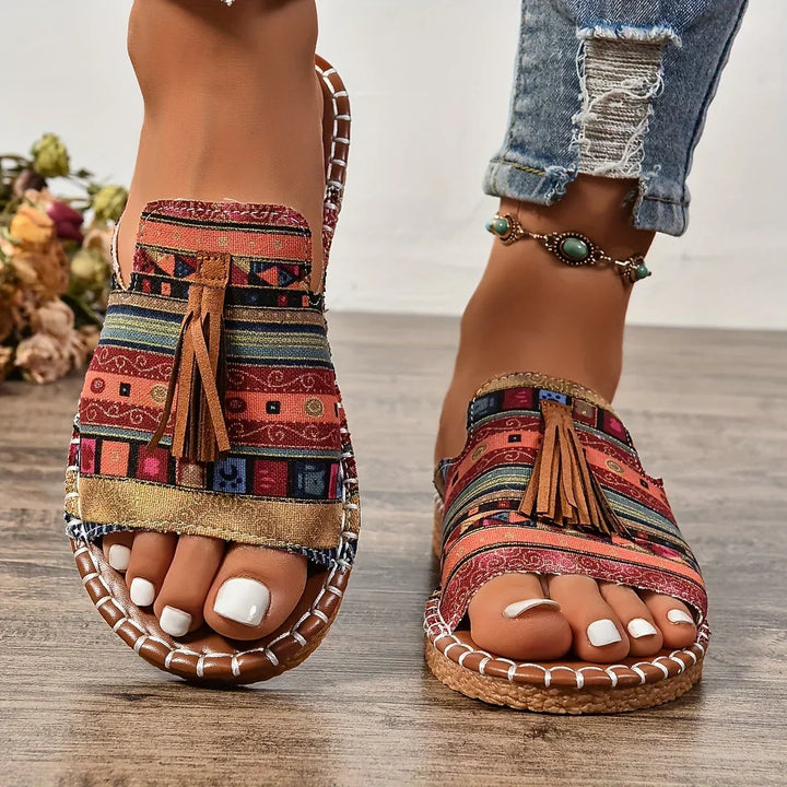 Bohemian Tassel Sandals With Ethnic Print And Arch Support