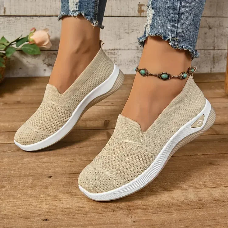 Imogen | Chic Orthopedic Slip-On Sneakers With Mesh Comfort
