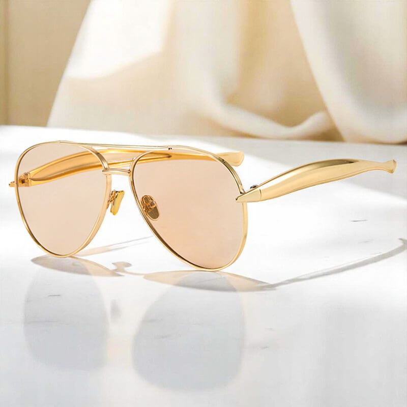 Elyse | Chic Gold Aviator Sunglasses With Metal Frame