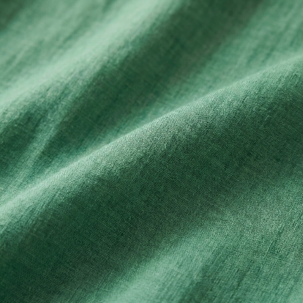 Lila | Elegant Cotton-Linen Blouse With Scalloped Collar