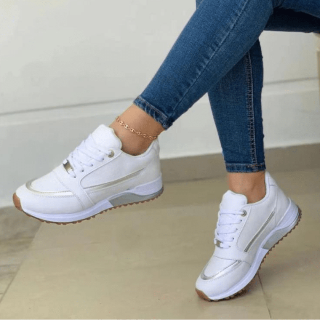 Margot | Chic Black Platform Lace-Up Sneakers