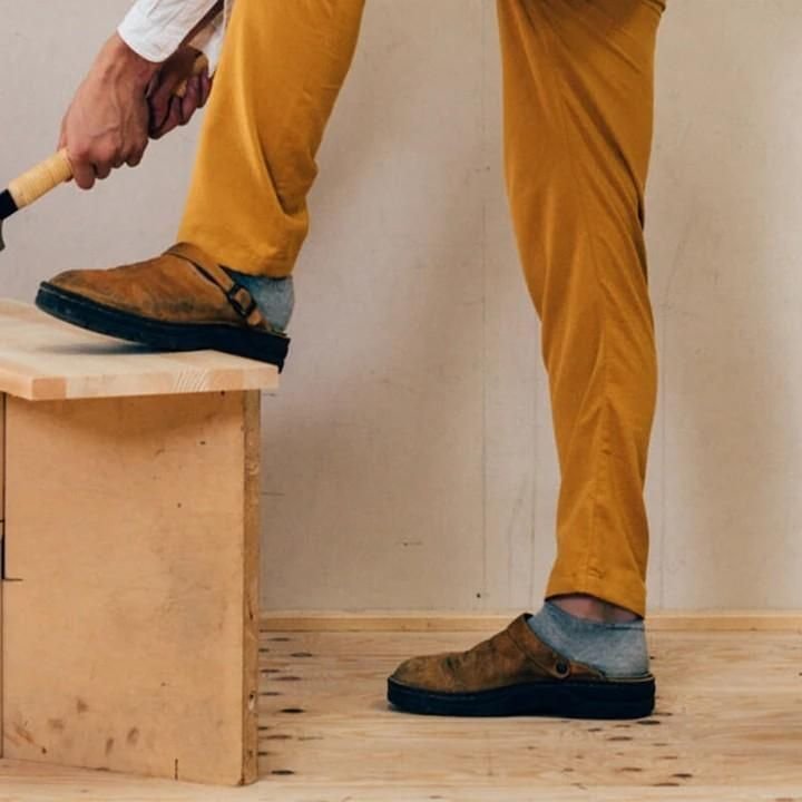 Benjamin | Classic Brown Leather Orthopedic Clogs Men