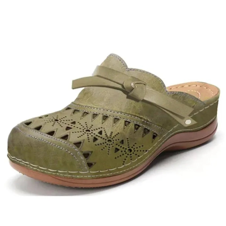 Lya | Stylish Orthopedic Closed Toe Comfort Clogs
