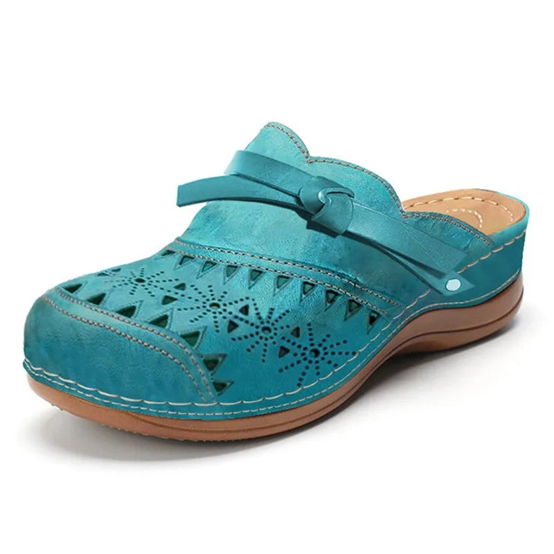 Lya | Stylish Orthopedic Closed Toe Comfort Clogs