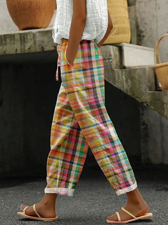 Leah | Stylish Plaid Elastic Waist Cropped Trousers