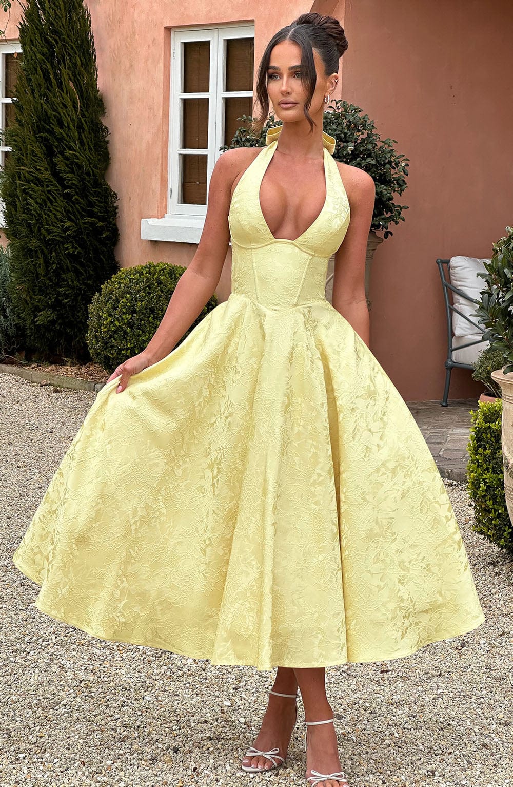 Harriet | Elegant Halter V-Neck Midi Dress