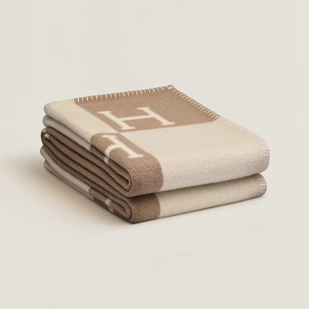Evy | Elegant Wool Cashmere Throw Blanket With Monogram Pattern