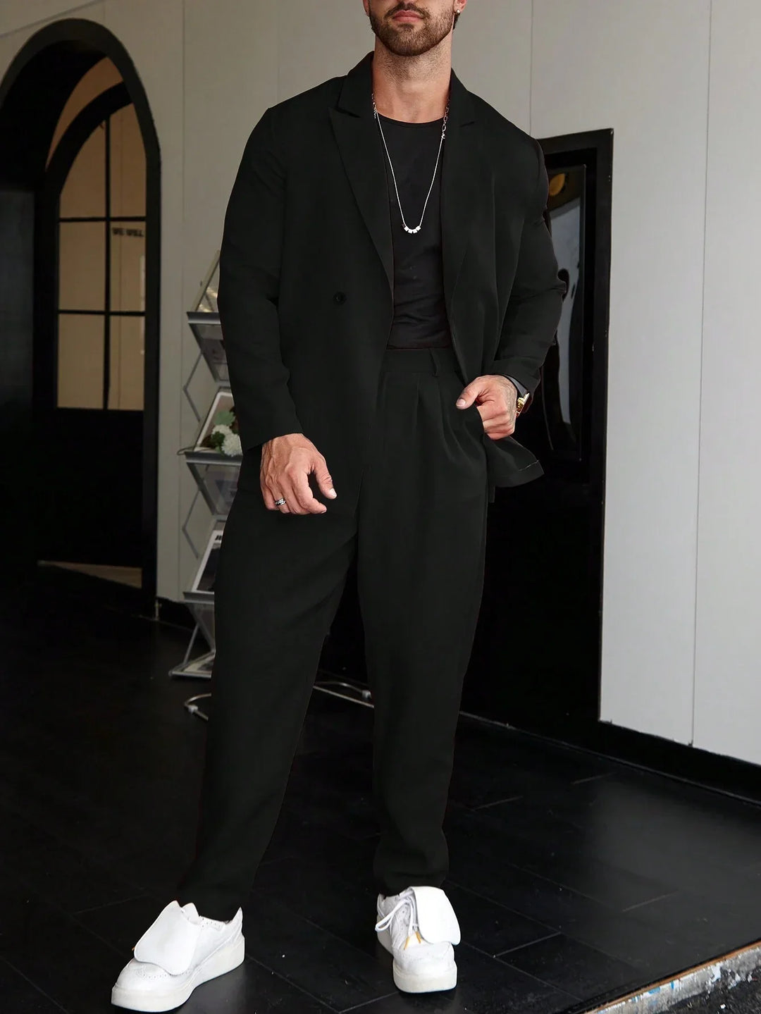 Tillie | Elegant Single Breasted Peak Lapel Slim Fit Suit Men