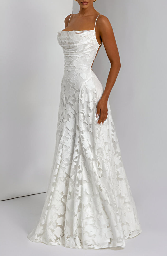 Elyse | Elegant Lace Maxi Dress With Spaghetti Straps