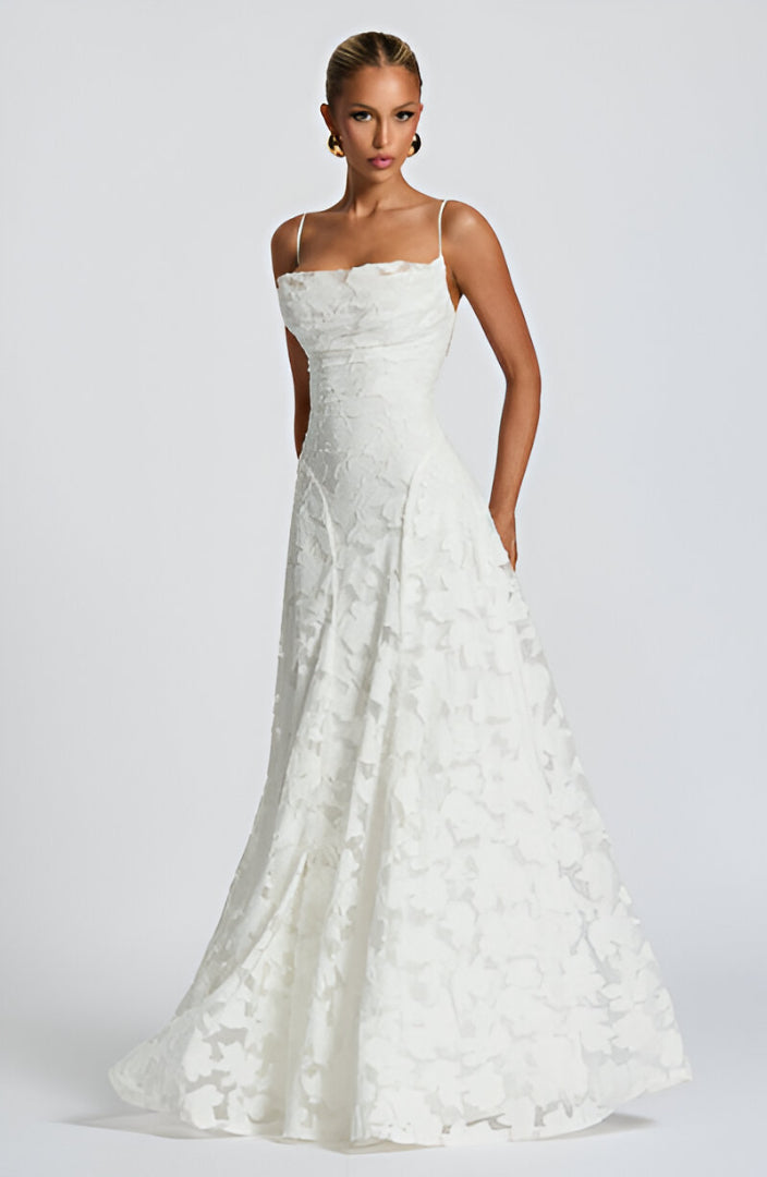 Eva | Elegant Lace Corset Maxi Dress With Spaghetti Straps