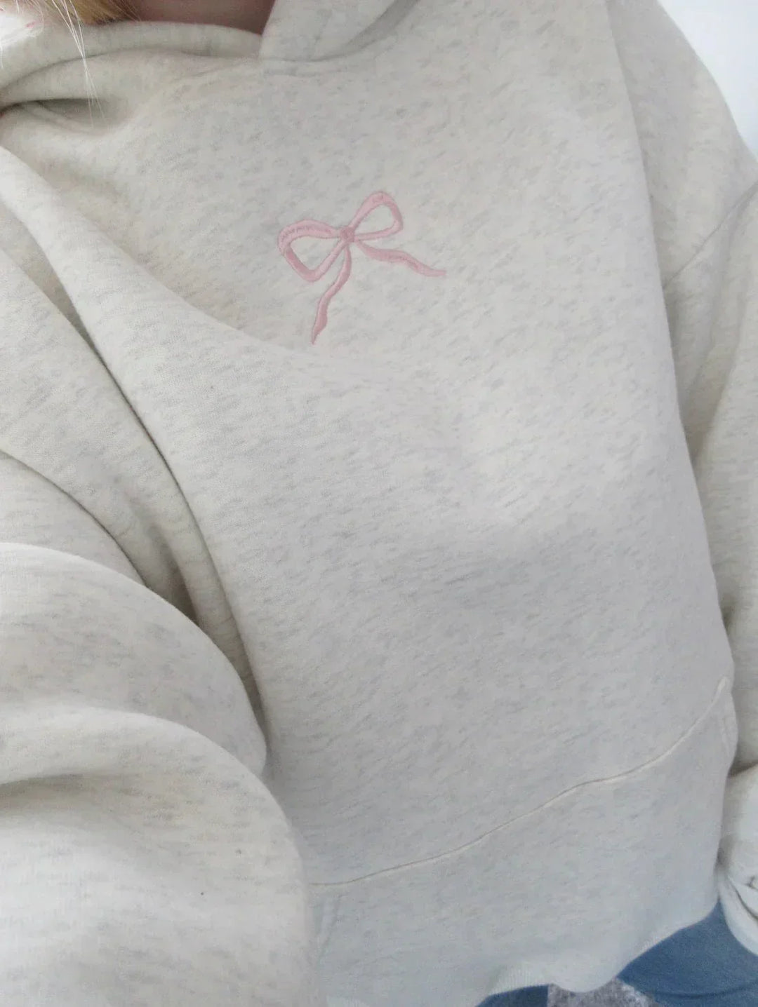 Cordelia | Chic Oversized Hoodie With Pink Bow Detail